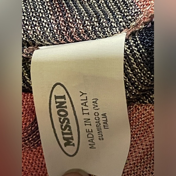 Classic MISSONI Made in Italy Semi sheer top. Size 44 US Large - Picture 3 of 6